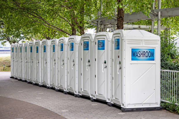Best Portable restroom trailer rental  in Omaha, NE